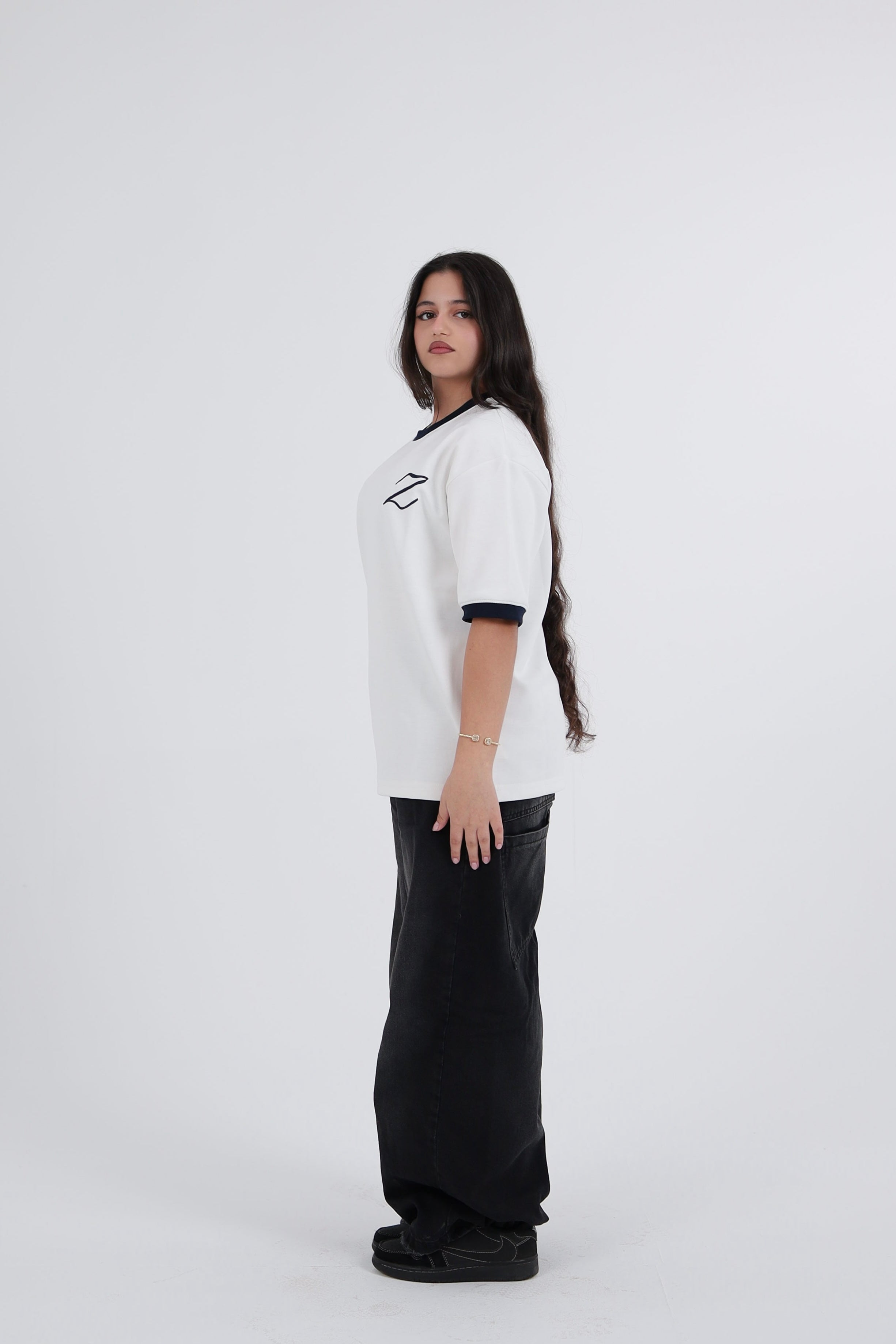 Zekra White Ringer T-shirt- Navy Ringers